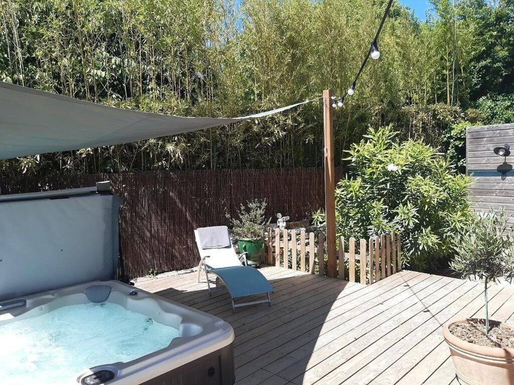 Armen Villa Vezenobres Exteriör bild